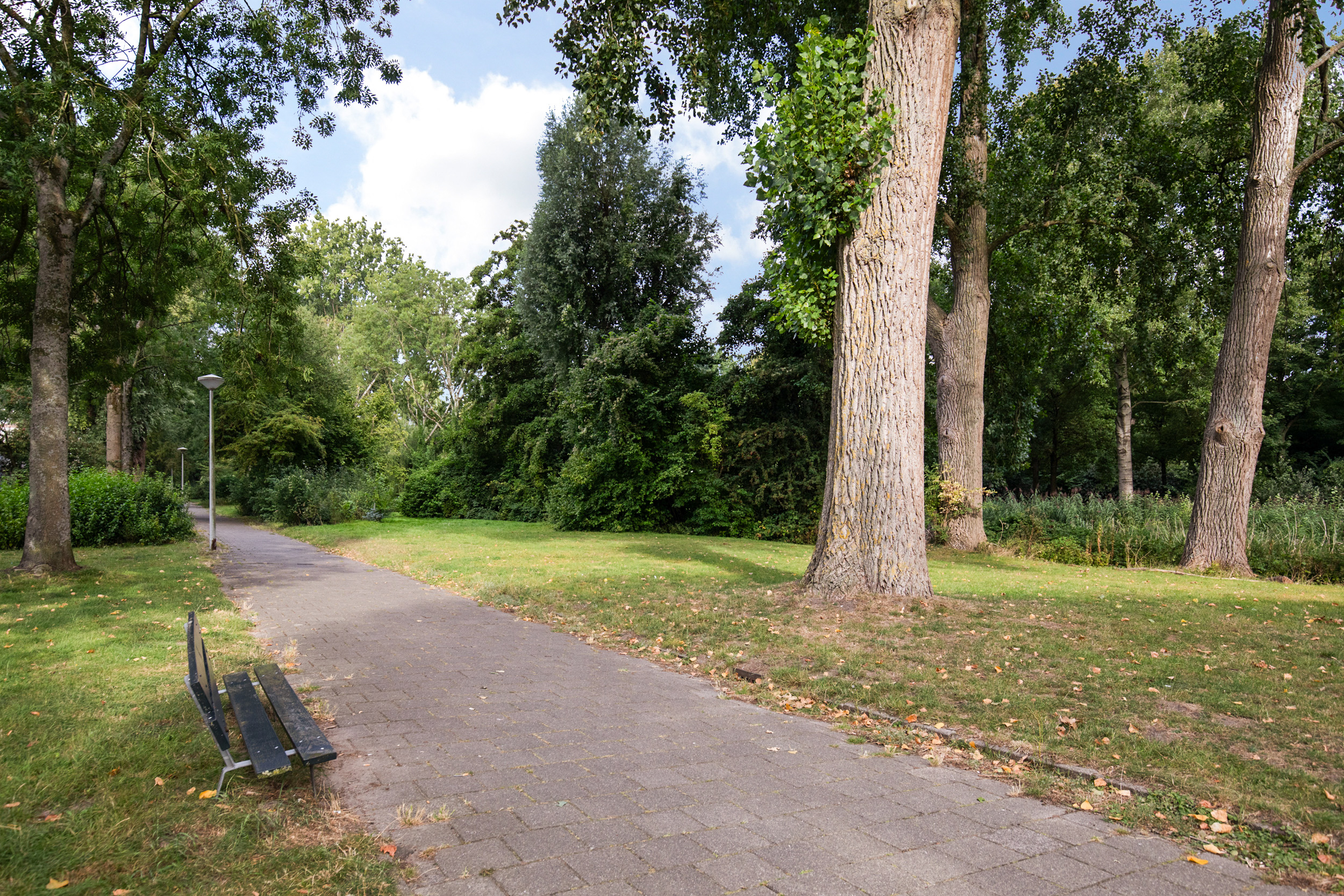 Assumburg 32 , 1081 GC Amsterdam 5